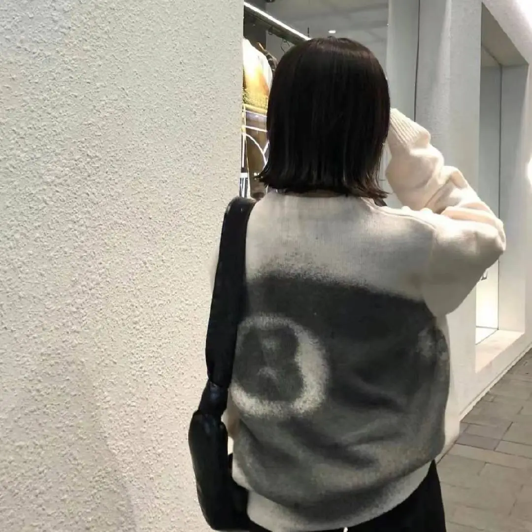 大人の定番 合わせやすい 質感のいい シンプル  おしゃれ 長袖 トレーナー