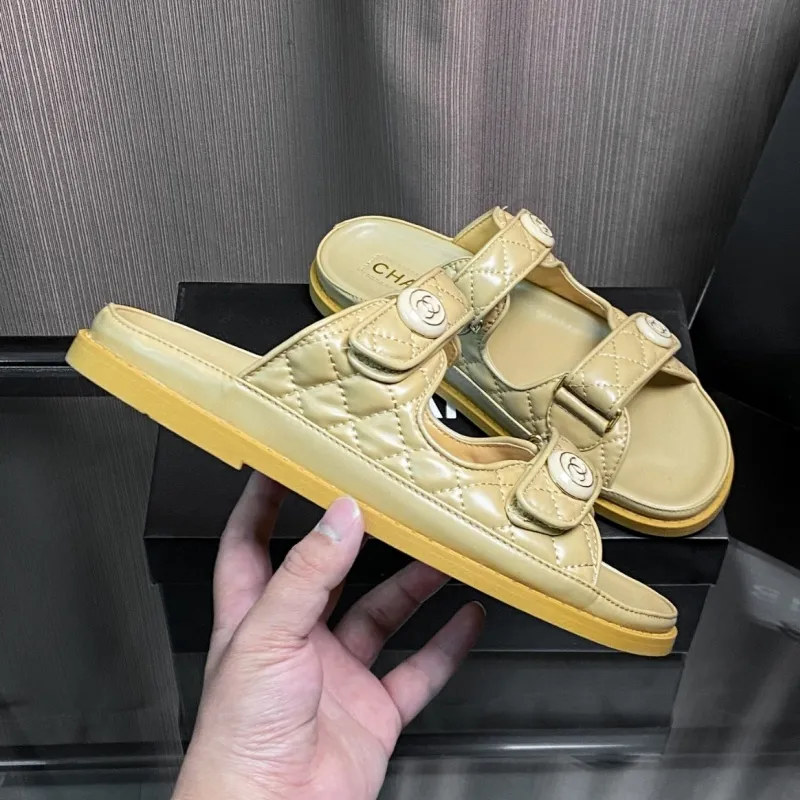 『220-255』絶対流行 ファッション 高品質 快適 通気性 長時間履きやすい 疲れにくいスリッパ