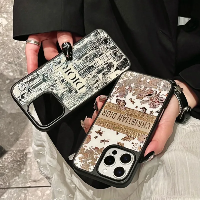大活躍 ファッション 高級感 個性的 フィット感 軽量 滑り止め スマホケース