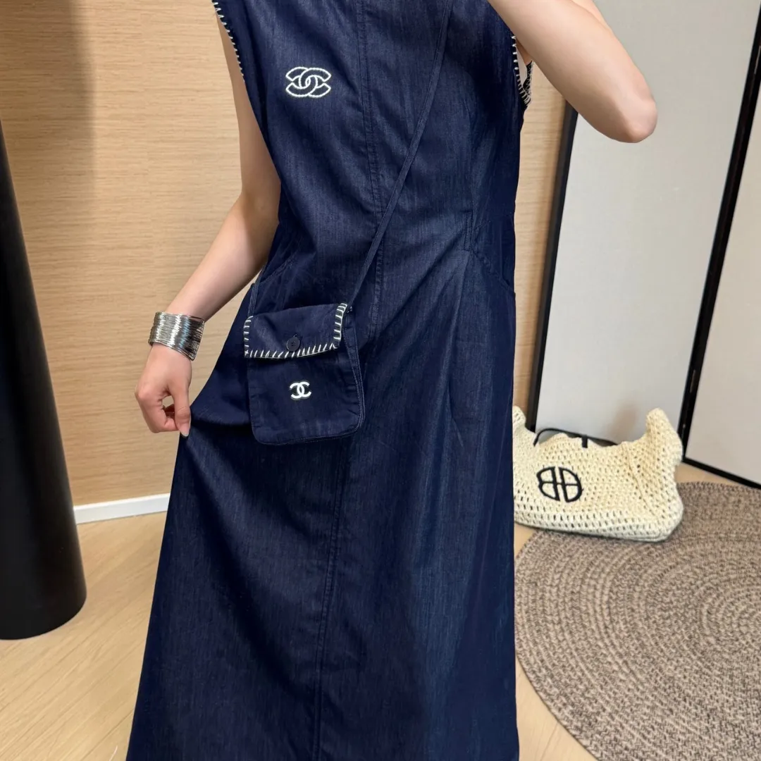 『S-L』着瘦せ ノースリーブ 刺繍 韓国系 女性向け 韓流 元気いっぱい ワンピース