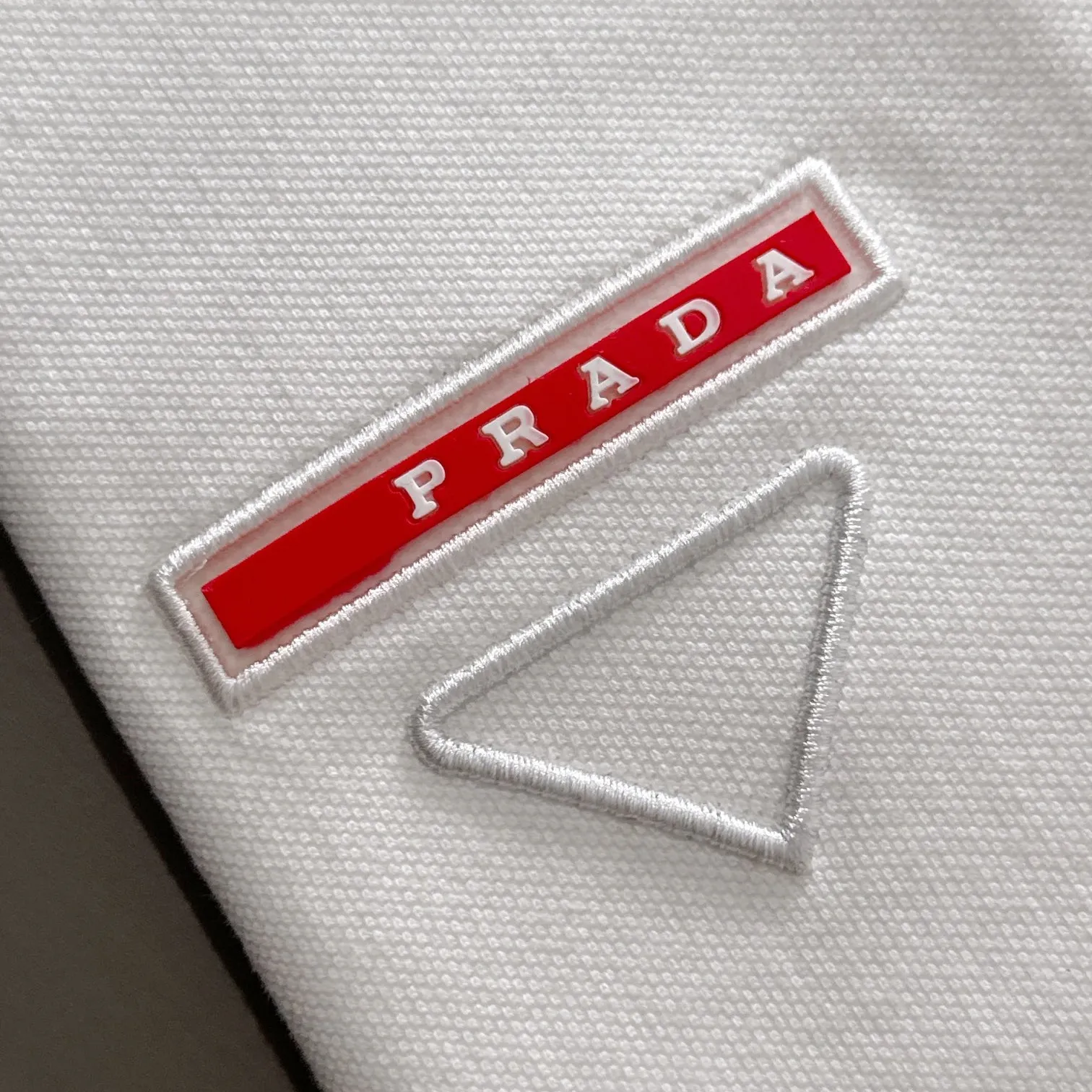 『S-2XL』poloネック 二色選べる 通気性 肌に優しい Ｔシャツ
