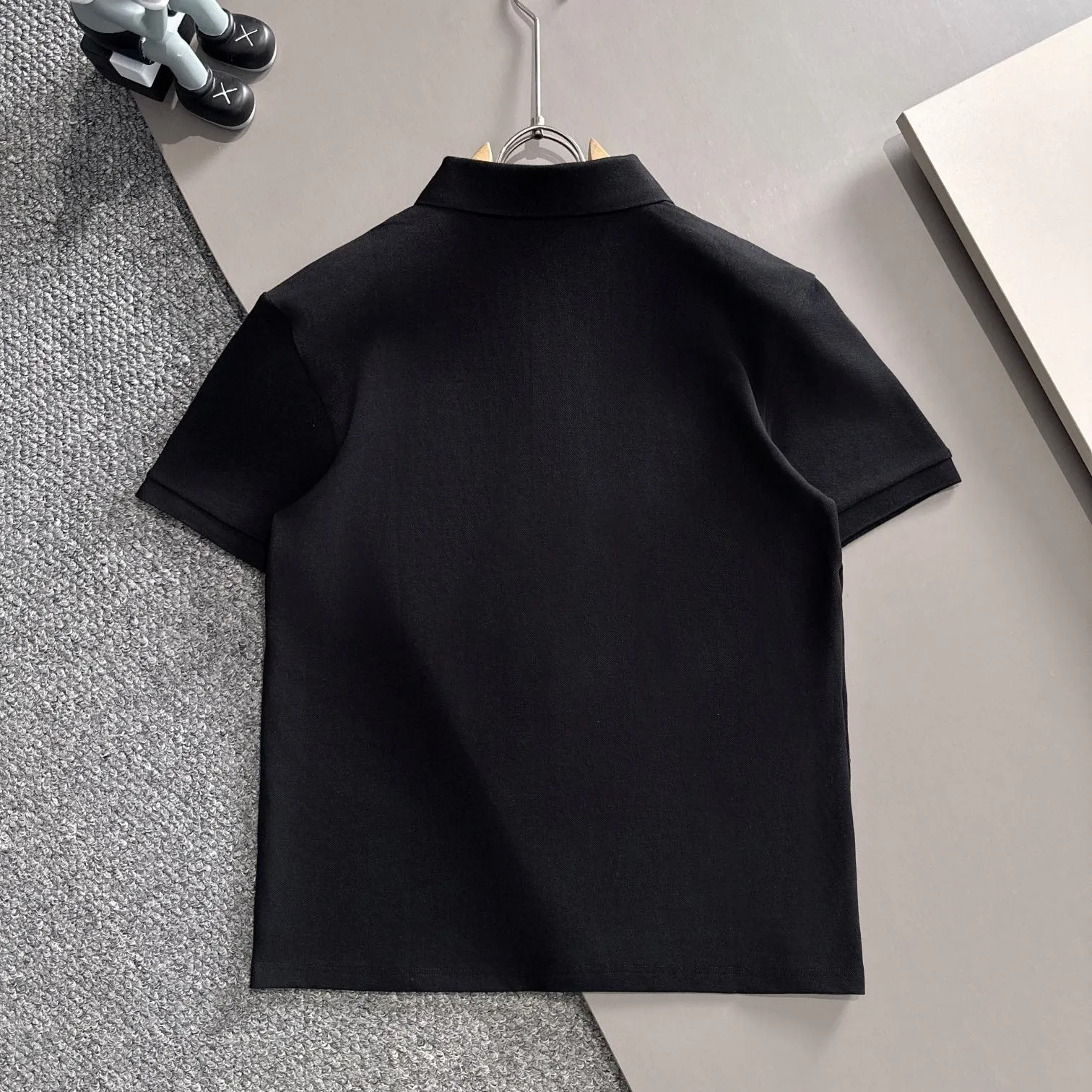 『S-2XL』poloネック 二色選べる 通気性 肌に優しい Ｔシャツ