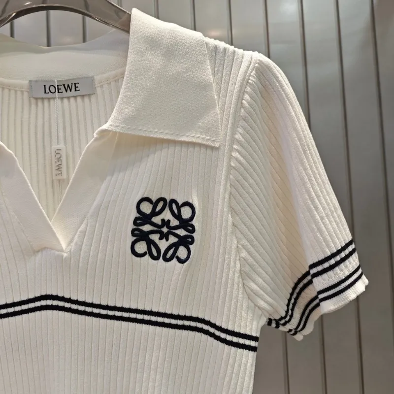 『フリーサイズ』超人気商品 質感のいい おしゃれ シンプル 折り襟 ノースリーブ Ｔシャツ
