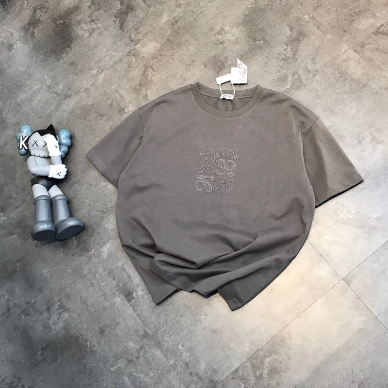『M-XL』好感度100％ 目立つ 取り入れたい クール トレンド 刺繍 Ｔシャツ