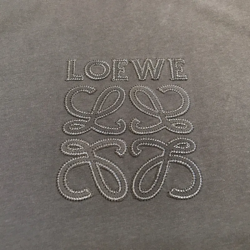 『M-XL』好感度100％ 目立つ 取り入れたい クール トレンド 刺繍 Ｔシャツ