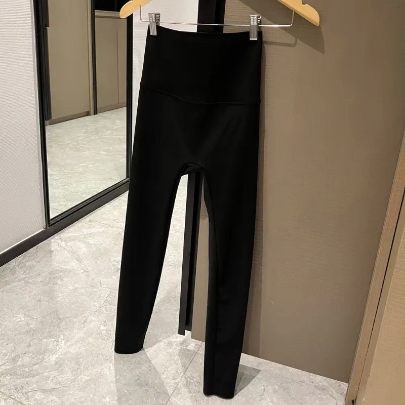 『S-2XL』圧倒的セクシー 優しい雰囲気 きれいめ系 スポーツ ラインストーン トップス/パンツ
