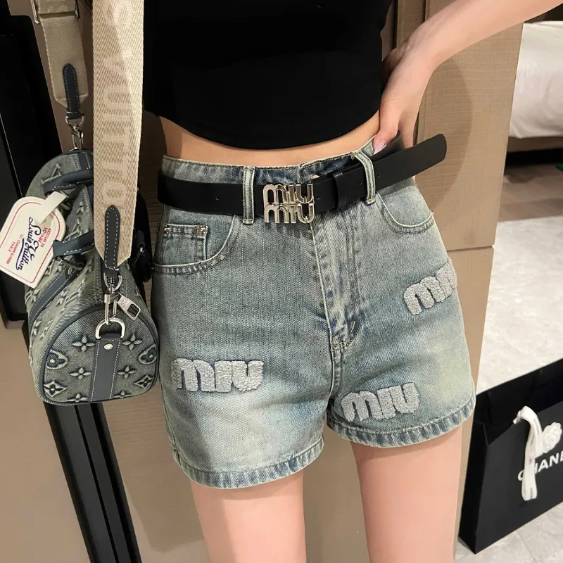『S-L』大注目 美人度アップ 高級感 モード フェミニン ショートパンツ