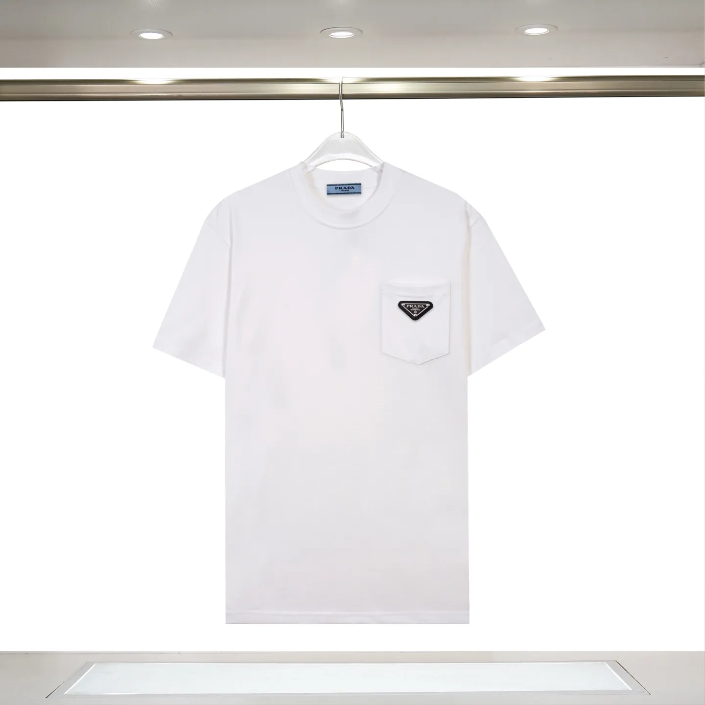 『S-2XL』ポケット付き 通気性抜群 軽量素材 ベーシック シンプル 半袖Ｔシャツ
