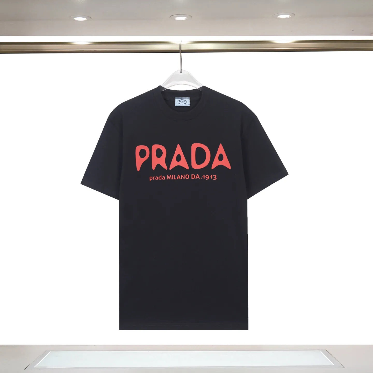 『S-2XL』通気性抜群 肌触りの良い シャリ感のある スタイリッシュ 半袖Ｔシャツ