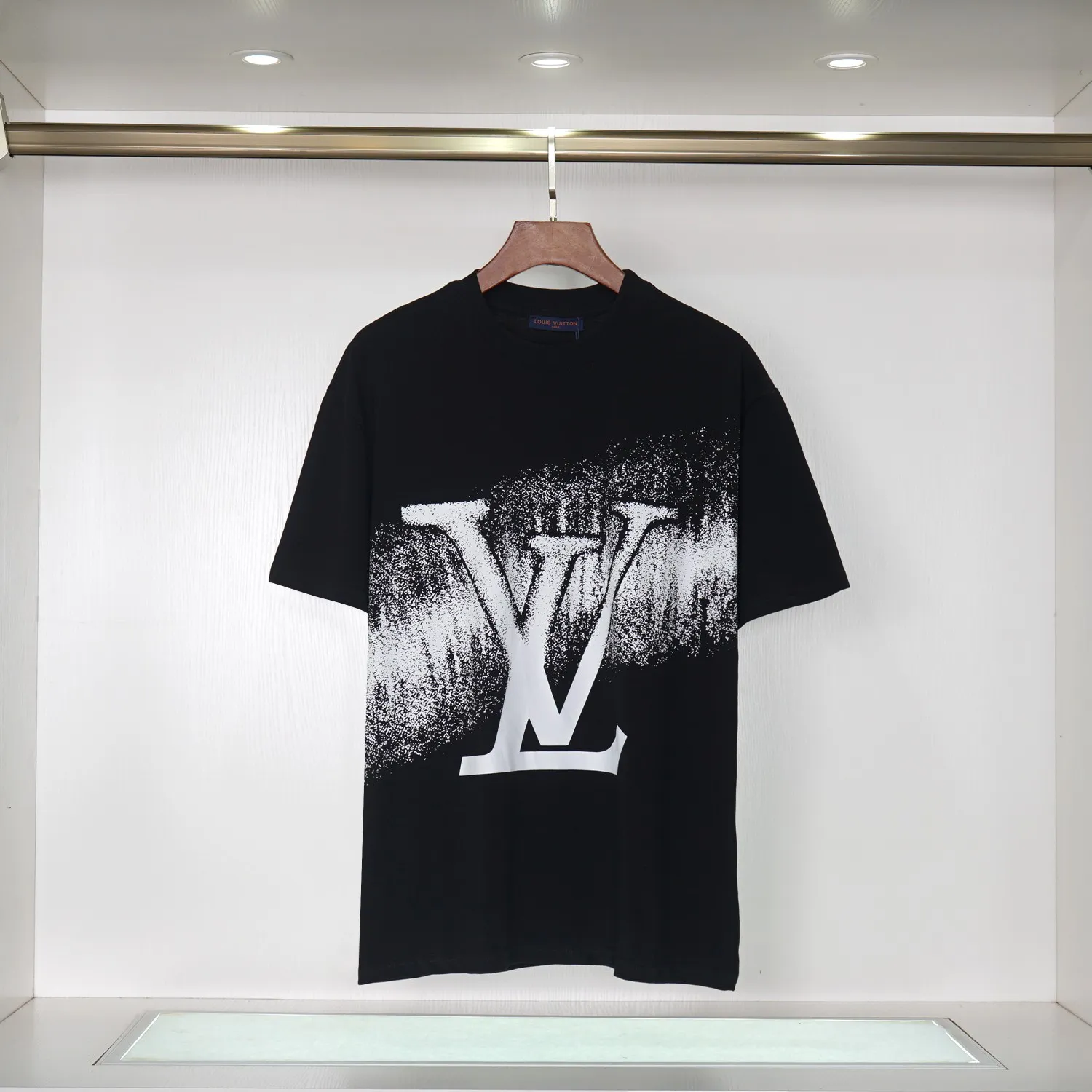『S-2XL』軽やかな着心地 ドライタッチ スタイリッシュ 無地 半袖Ｔシャツ
