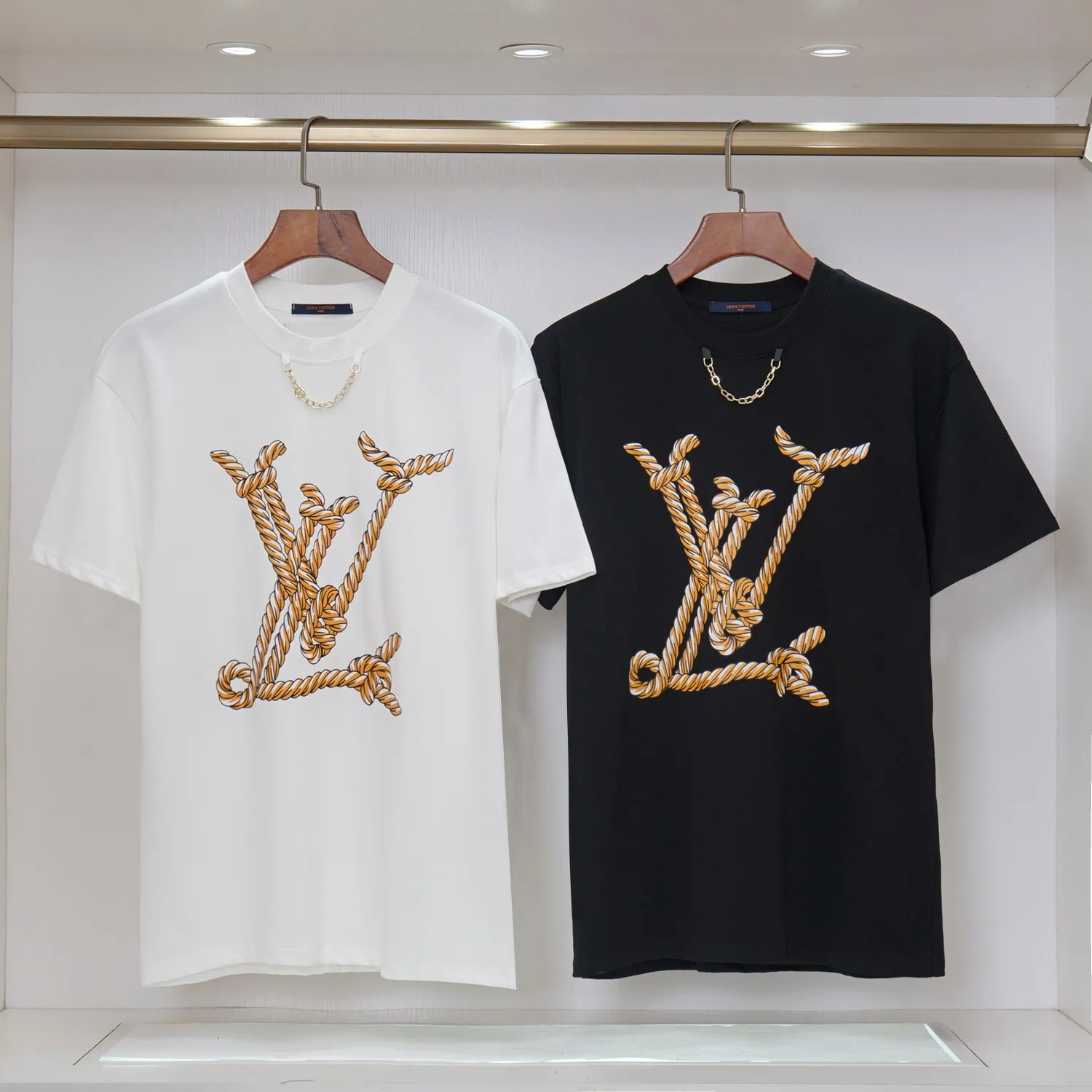 『S-2XL』オーバーサイズ 薄手 リラックスフィット 肌触りの良い 半袖Ｔシャツ